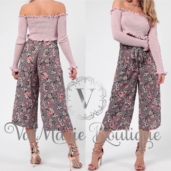 High Waist Floral wide leg Pant - Picture 2 of 3